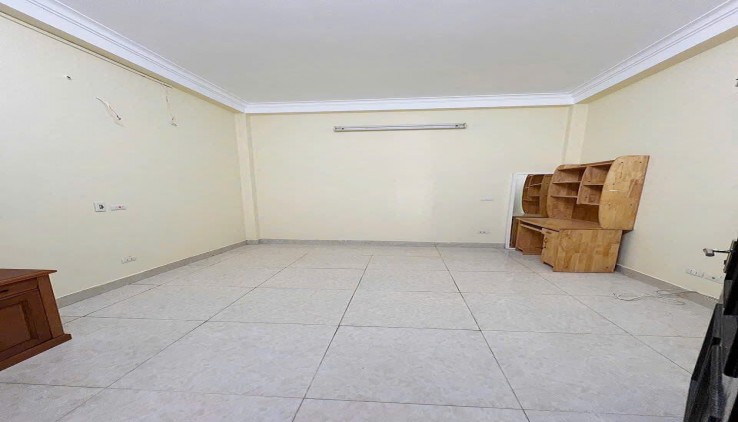 Cho ở nhóm 8 sinh viên Ngõ 290 Minh Khai, 55m2, 3.5 tầng, 4 ngủ, 12 Triệu